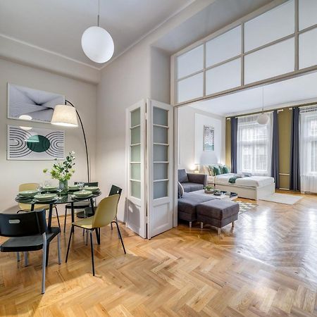 Jokai Hideaway Apartment Будапеща Екстериор снимка